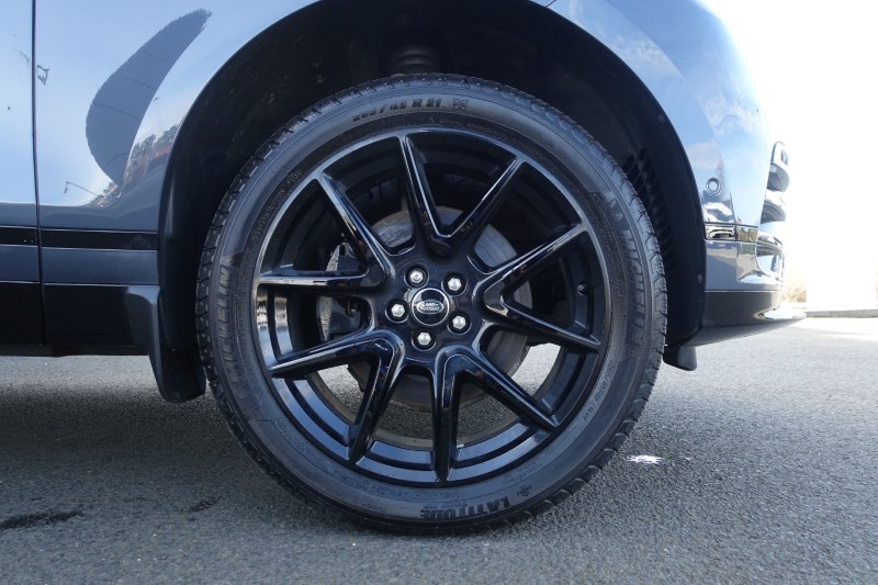 Used Land Rover Range Rover Velar 2025 for sale - 77950806: Photo 8