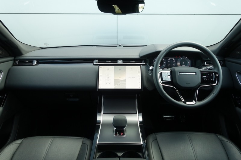 Used Land Rover Range Rover Velar 2025 for sale - 77950806: Photo 9