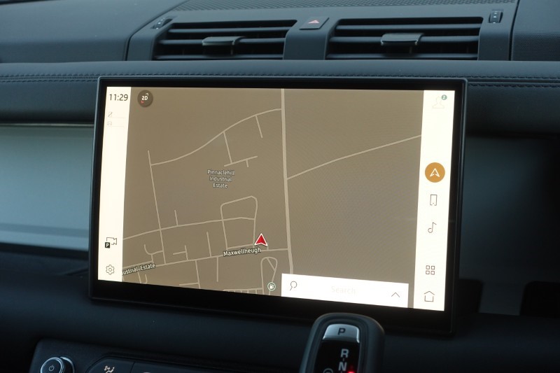 Used Land Rover Defender 2024 for sale - 76981047: Photo 11