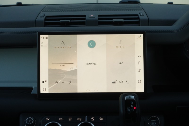 Used Land Rover Defender 2024 for sale - 76981047: Photo 14