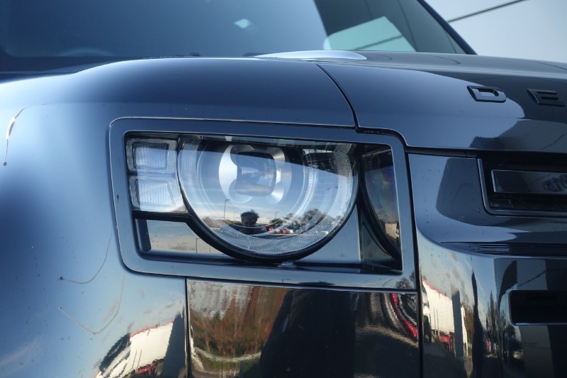 Used Land Rover Defender 2024 for sale - 76981047: Photo 16