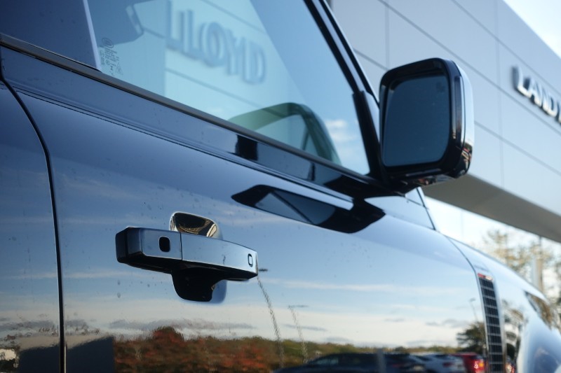 Used Land Rover Defender 2024 for sale - 76981047: Photo 23