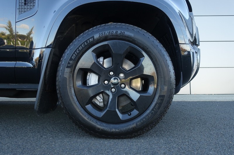 Used Land Rover Defender 2024 for sale - 76981047: Photo 8