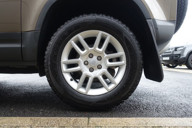 Used Land Rover Defender 2024 for sale - 77541518: Photo 29