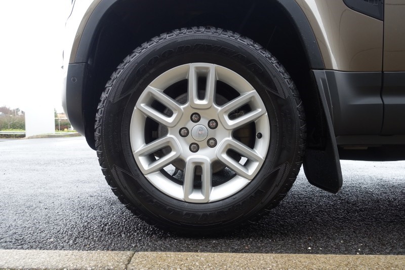 Used Land Rover Defender 2024 for sale - 77541518: Photo 30