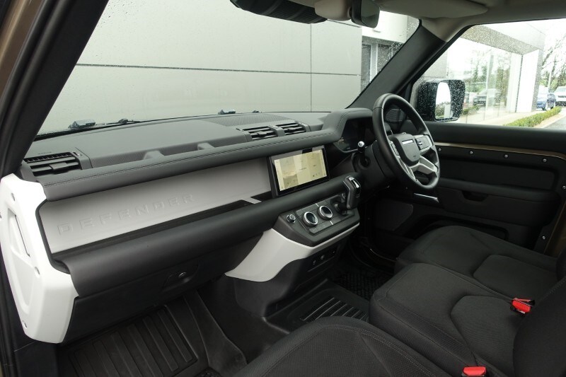 Used Land Rover Defender 2024 for sale - 77541518: Photo 34