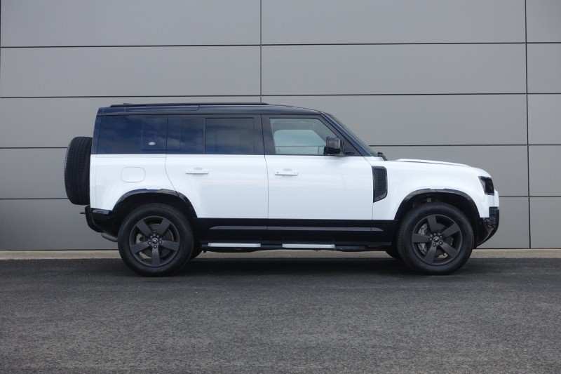 Used Land Rover Defender 2022 for sale - 77888363: Photo 5