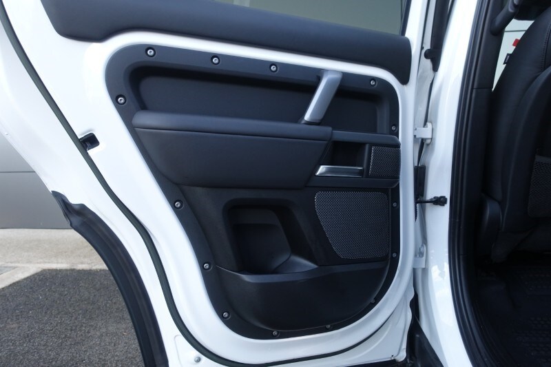 Used Land Rover Defender 2022 for sale - 77888363: Photo 56