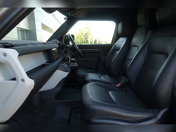 Used Land Rover Defender 2023 for sale - 78424128: Photo