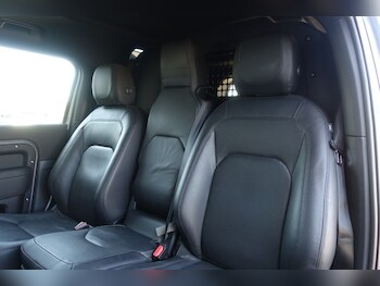 Used Land Rover Defender 2023 for sale - 78424128: Photo