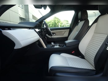 Used Land Rover Discovery Sport 2025 for sale - 78873717: Photo