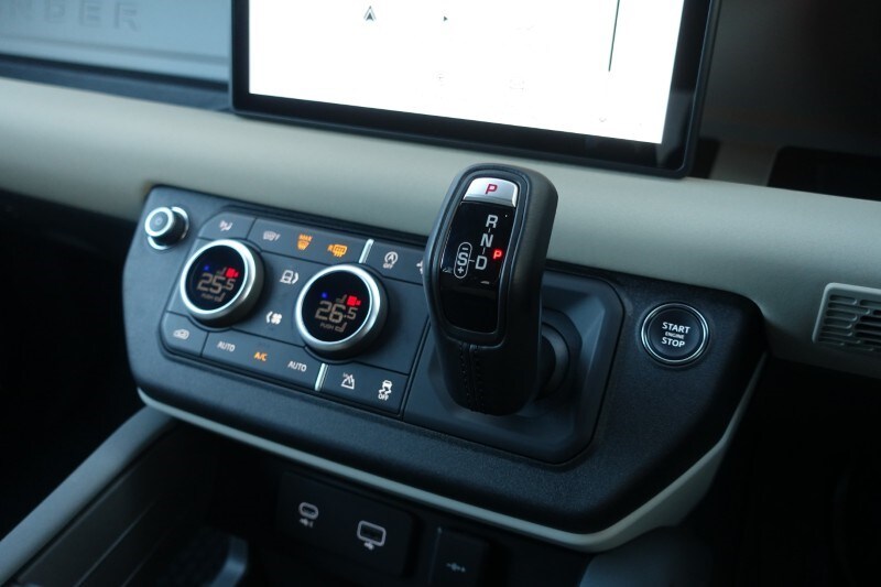 Used Land Rover Defender 2023 for sale - 77636268: Photo 13