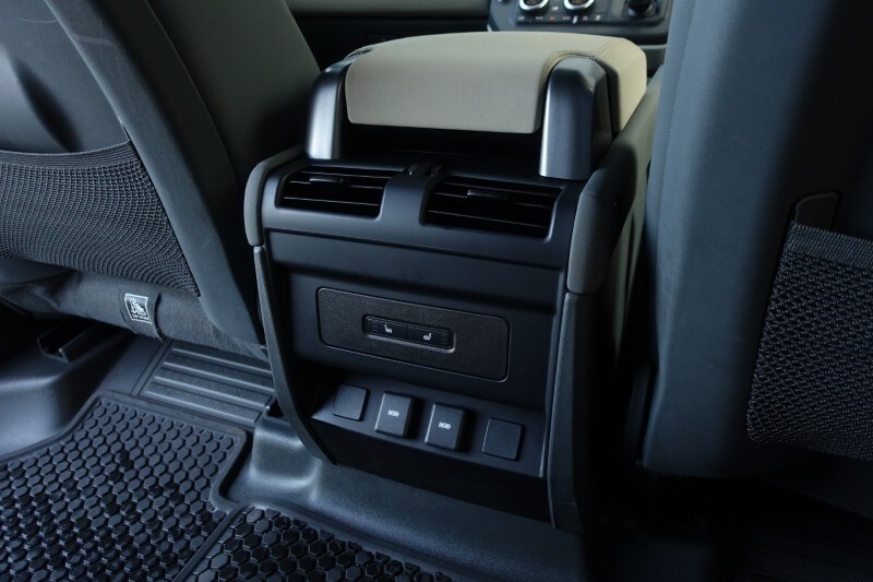 Used Land Rover Defender 2023 for sale - 77636268: Photo 18