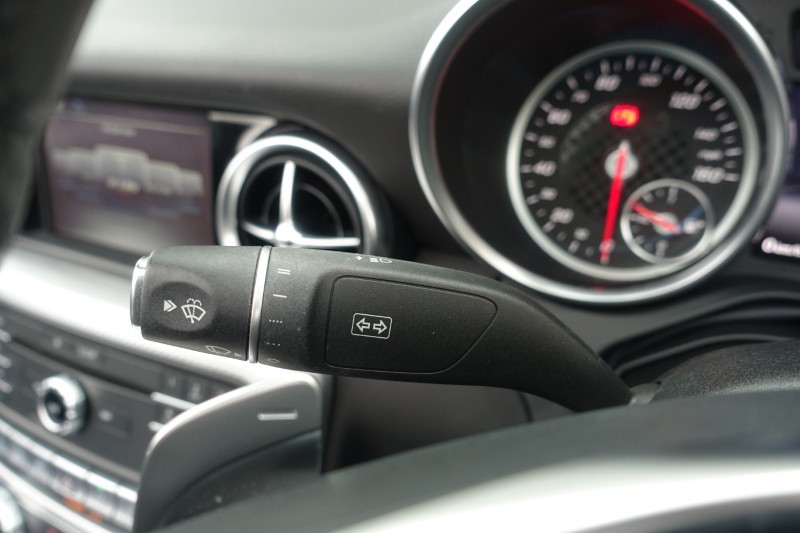 Used Mercedes-Benz SLC 2017 for sale - 76982231: Photo 37