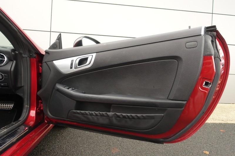 Used Mercedes-Benz SLC 2017 for sale - 76982231: Photo 48