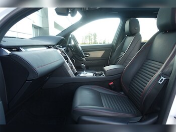 Used Land Rover Discovery Sport 2022 for sale - 76981469: Photo