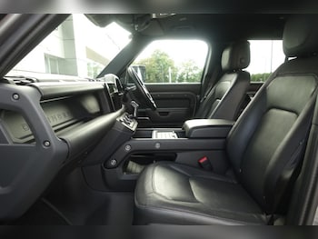 Used Land Rover Defender 2022 for sale - 79479129: Photo