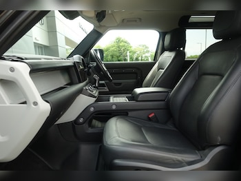Used Land Rover Defender 2022 for sale - 78733015: Photo