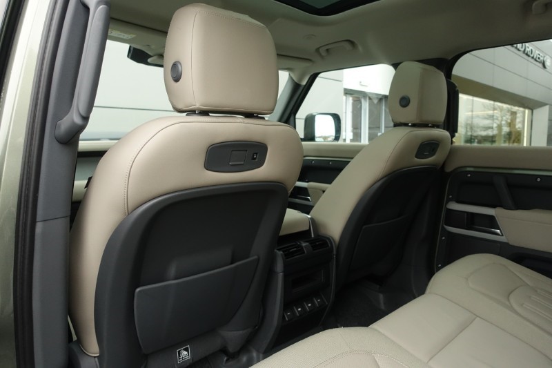 Used Land Rover Defender 2020 for sale - 77459857: Photo 61