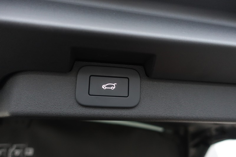 Used Land Rover Discovery 2025 for sale - 77391862: Photo 32