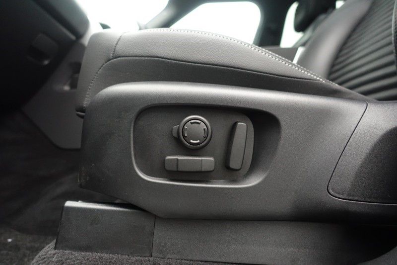 Used Land Rover Discovery 2025 for sale - 77391862: Photo 64