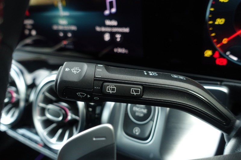 Used Mercedes-Benz GLB 2023 for sale - 76981913: Photo 35