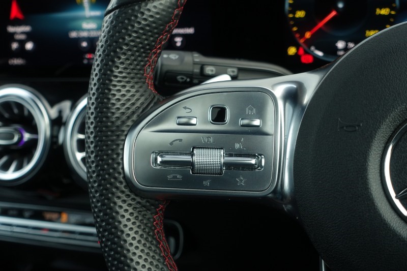 Used Mercedes-Benz GLB 2023 for sale - 76981913: Photo 36