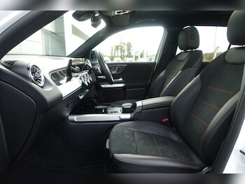 Used Mercedes-Benz GLB 2023 for sale - 76981913: Photo