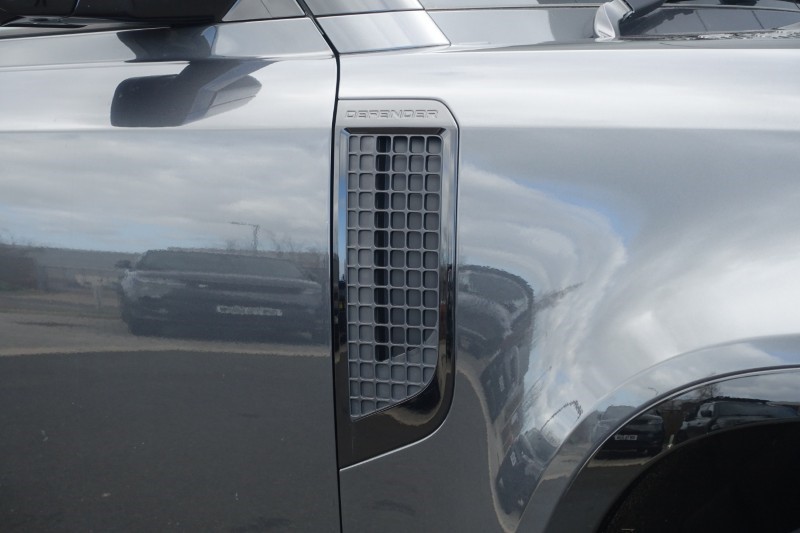 Used Land Rover Defender 2023 for sale - 78067146: Photo 20