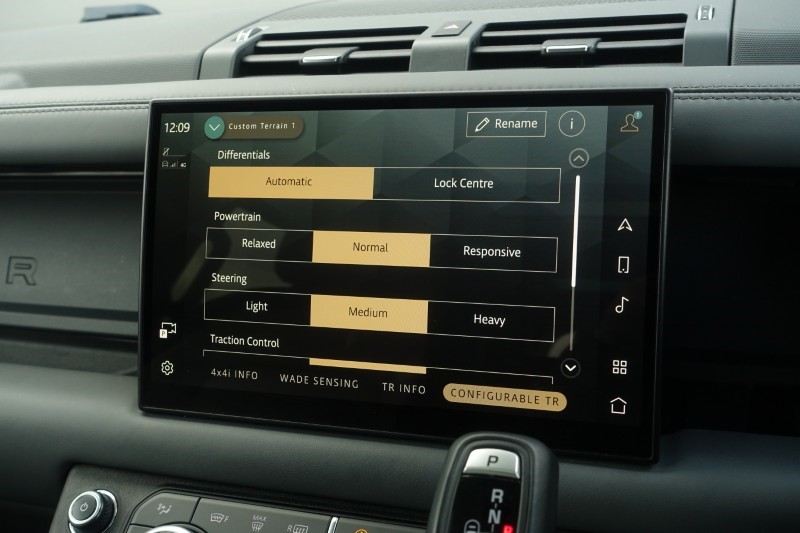 Used Land Rover Defender 2023 for sale - 78067146: Photo 34