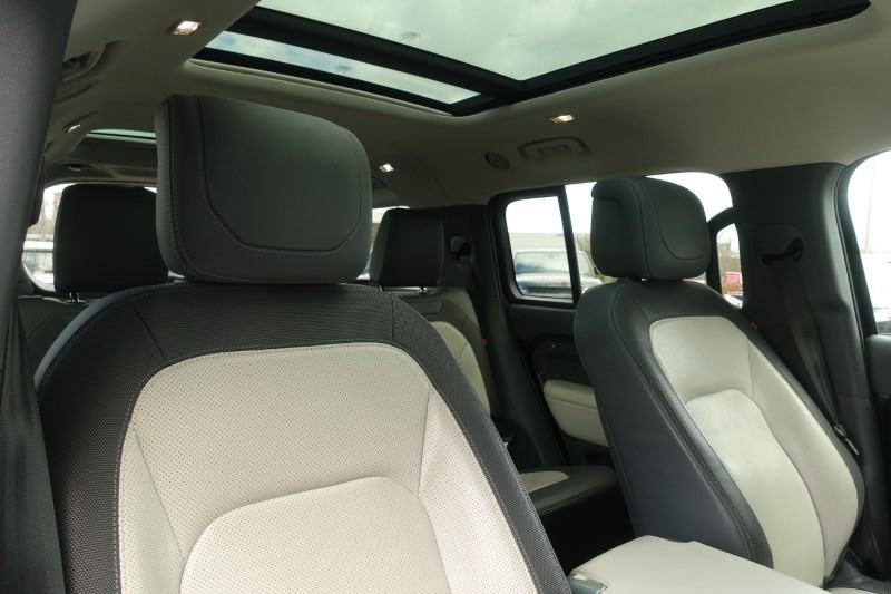 Used Land Rover Defender 2023 for sale - 78067146: Photo 38