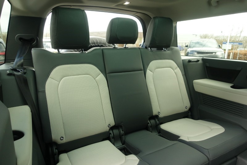 Used Land Rover Defender 2023 for sale - 78067146: Photo 49