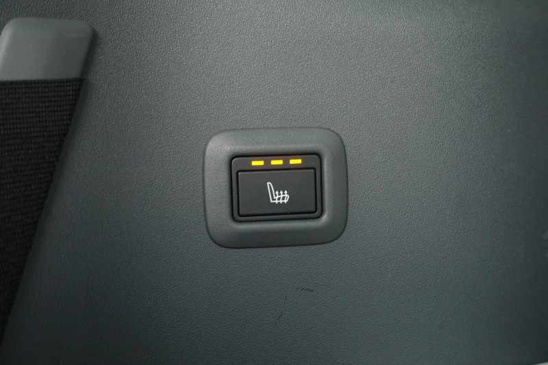 Used Land Rover Defender 2023 for sale - 78067146: Photo 51