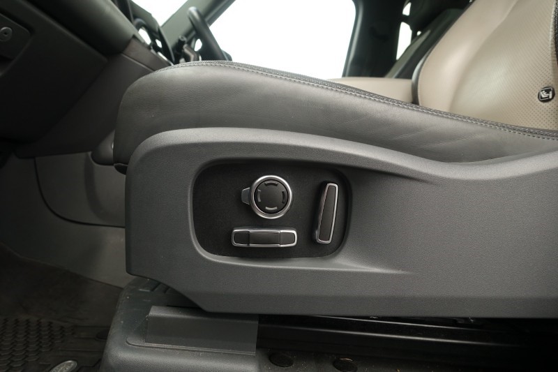 Used Land Rover Defender 2023 for sale - 78067146: Photo 59