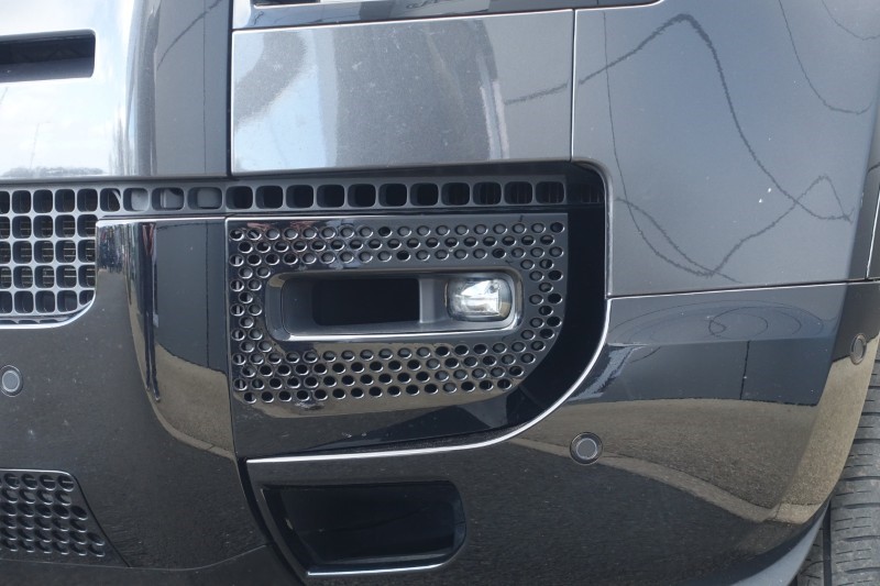 Used Land Rover Defender 2023 for sale - 78067146: Photo 77