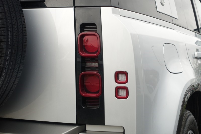 Used Land Rover Defender 2024 for sale - 77381092: Photo 25