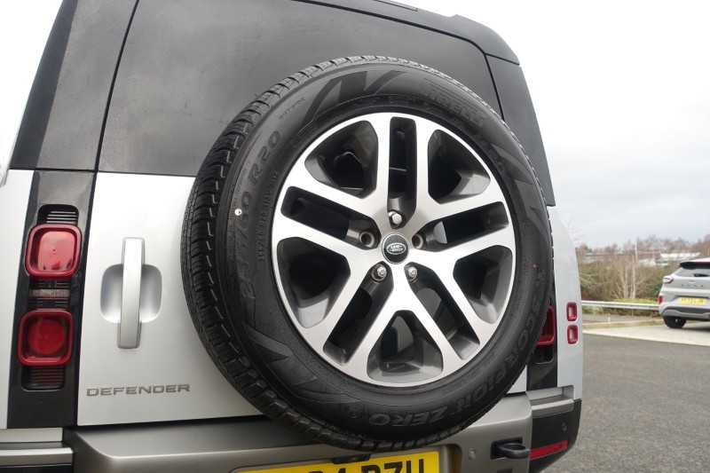 Used Land Rover Defender 2024 for sale - 77381092: Photo 26