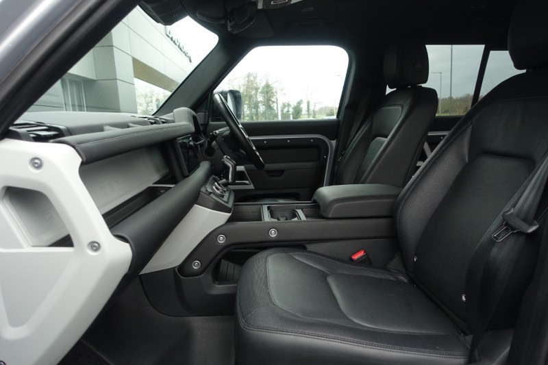 Used Land Rover Defender 2024 for sale - 77381092: Photo 3