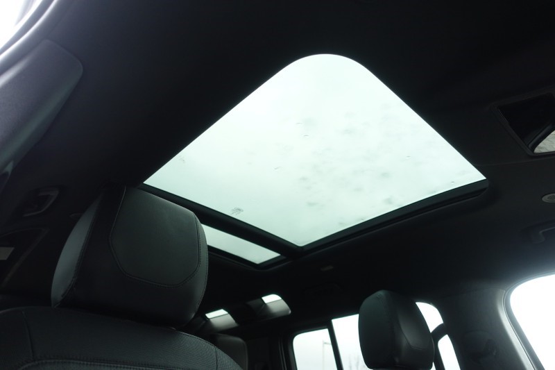 Used Land Rover Defender 2024 for sale - 77381092: Photo 44