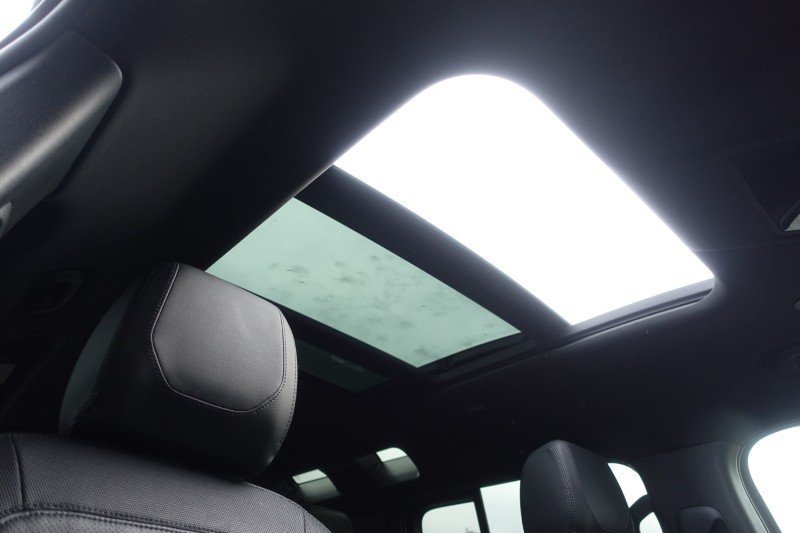 Used Land Rover Defender 2024 for sale - 77381092: Photo 45