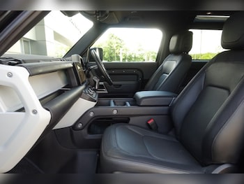Used Land Rover Defender 2024 for sale - 78858031: Photo