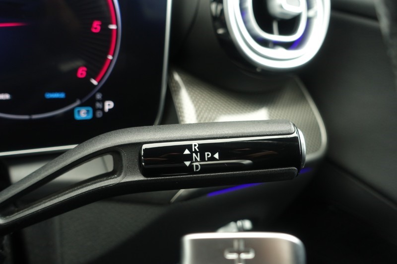 Used Mercedes-Benz GLC 2023 for sale - 76980937: Photo 12