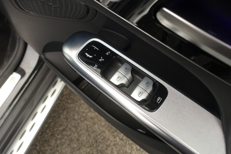 Used Mercedes-Benz GLC 2023 for sale - 76980937: Photo 48