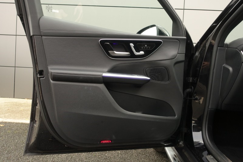 Used Mercedes-Benz GLC 2023 for sale - 76980937: Photo 56