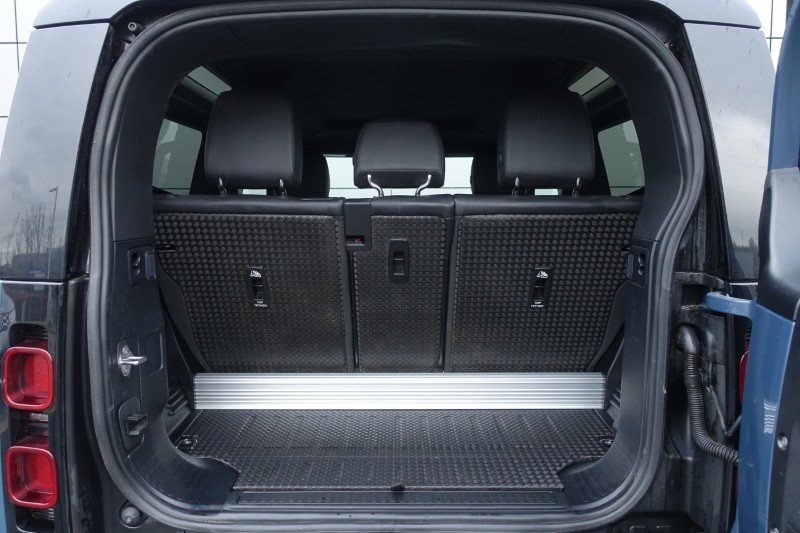 Used Land Rover Defender 2022 for sale - 78123272: Photo 11