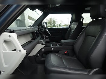 Used Land Rover Defender 2022 for sale - 78123272: Photo