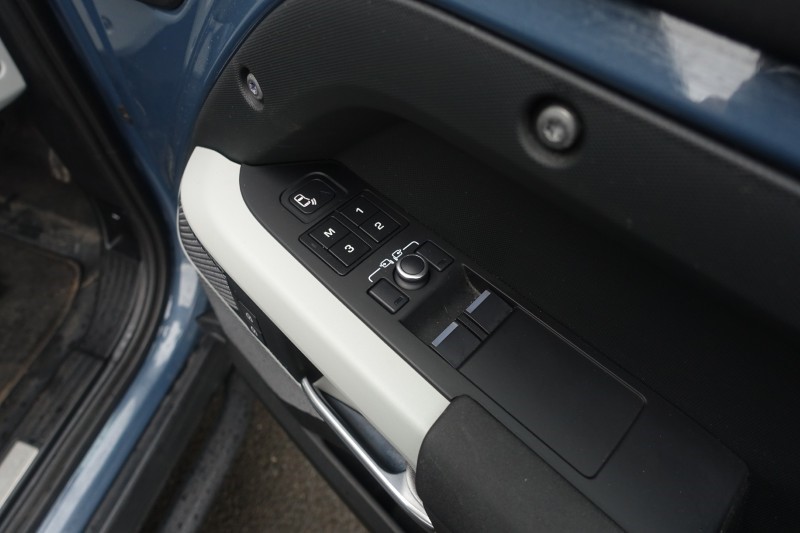 Used Land Rover Defender 2022 for sale - 78123272: Photo 52