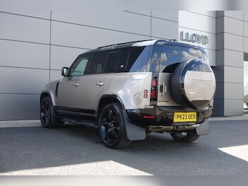 Used Land Rover Defender 2023 for sale - 78339823: Photo