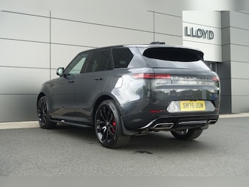 Used Land Rover Range Rover Sport 2025 for sale - 78667219: Photo