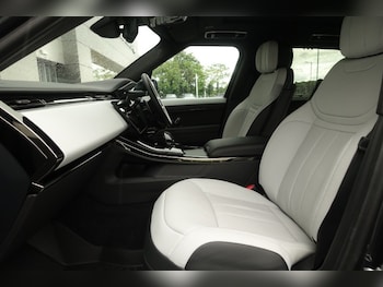 Used Land Rover Range Rover Sport 2025 for sale - 78667219: Photo